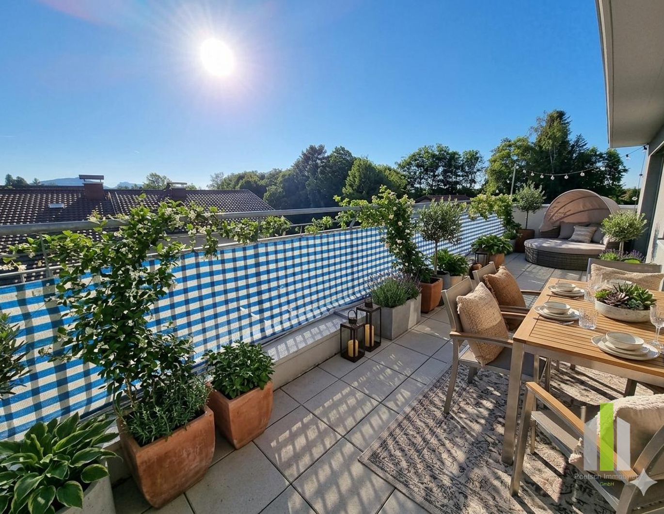 Moderne Dachgeschoßwohnung mit großer Sonnenterrasse & Fernblick