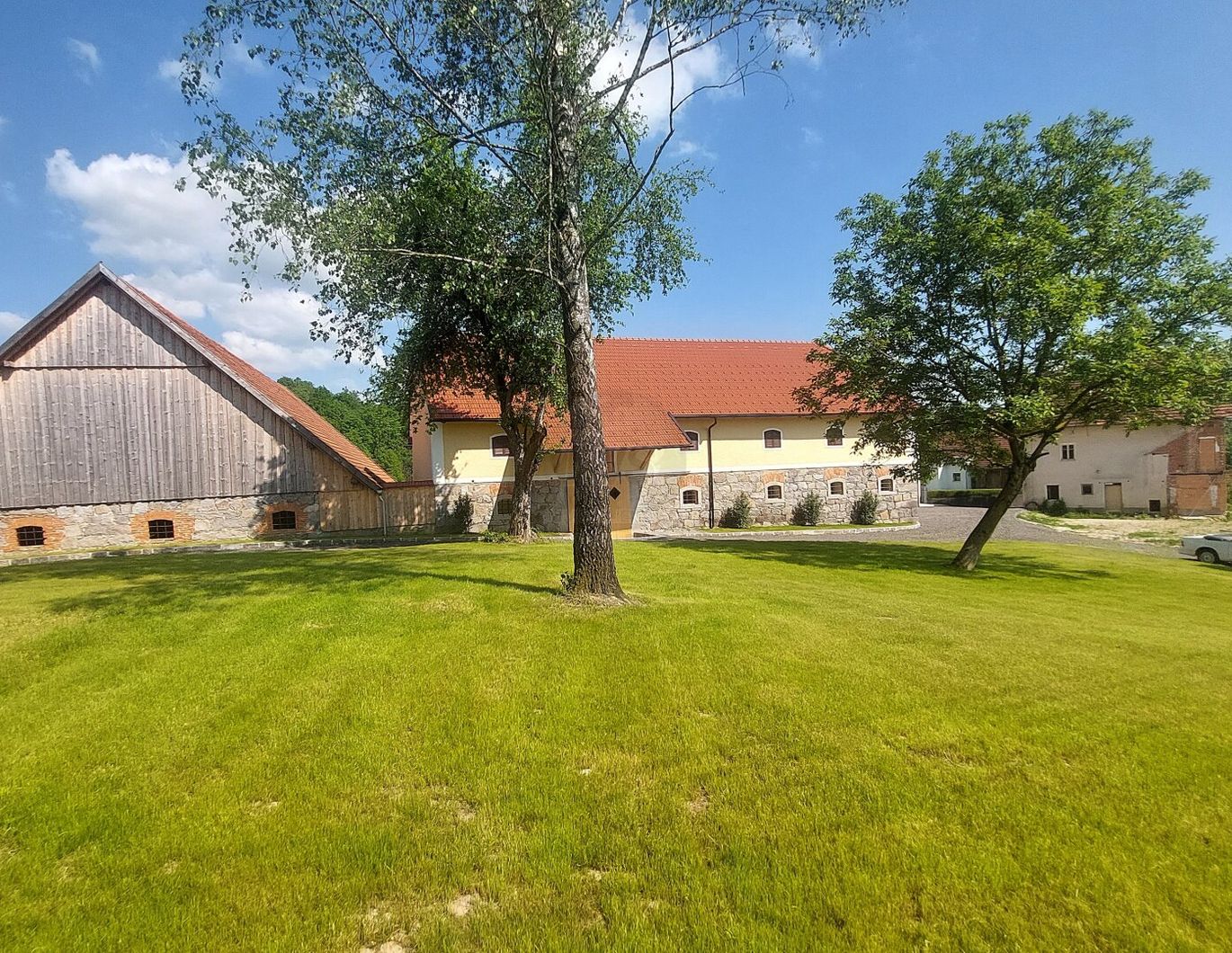 Bauernhaus in Oberösterreich: Fußbodenheizung, Kamin, Pellets & mehr!
