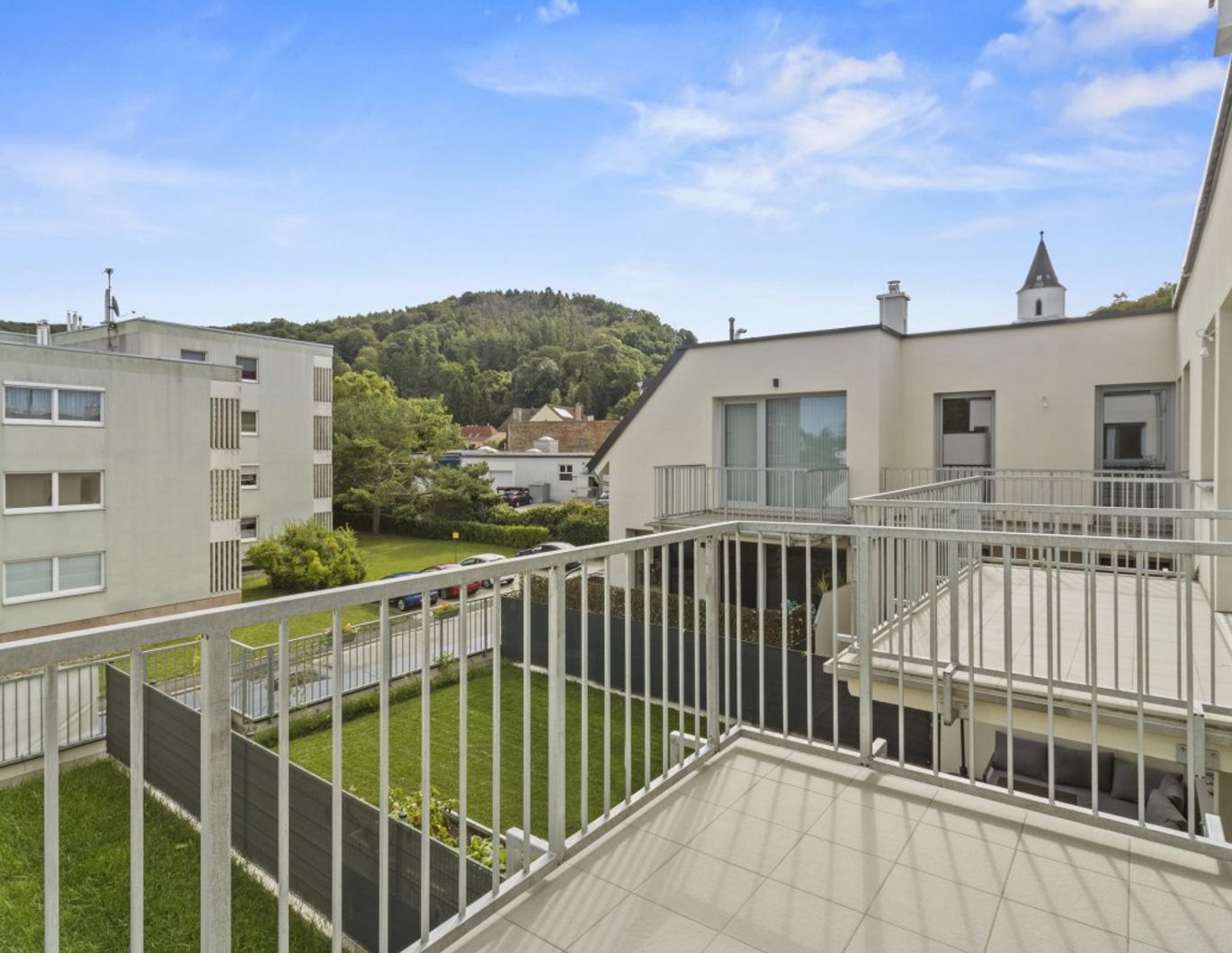 ++ WEIHNACHTSAKTION von 3 PROZENT ++ Neue VIER Zimmer mit BALKON