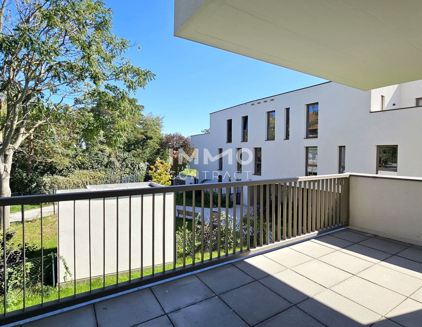 Stilvolle Familienwohnung mit 3 Schafzimmern und Balkon in traumhafte Anlage - provisionsfrei!