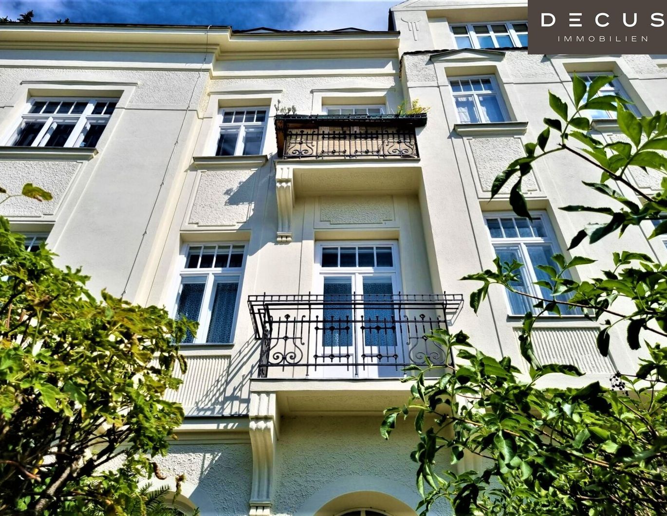 | SIEVERING | IN EINEM MEHRFAMILIEN JUGENDSTILHAUS | UNBEFRISTET