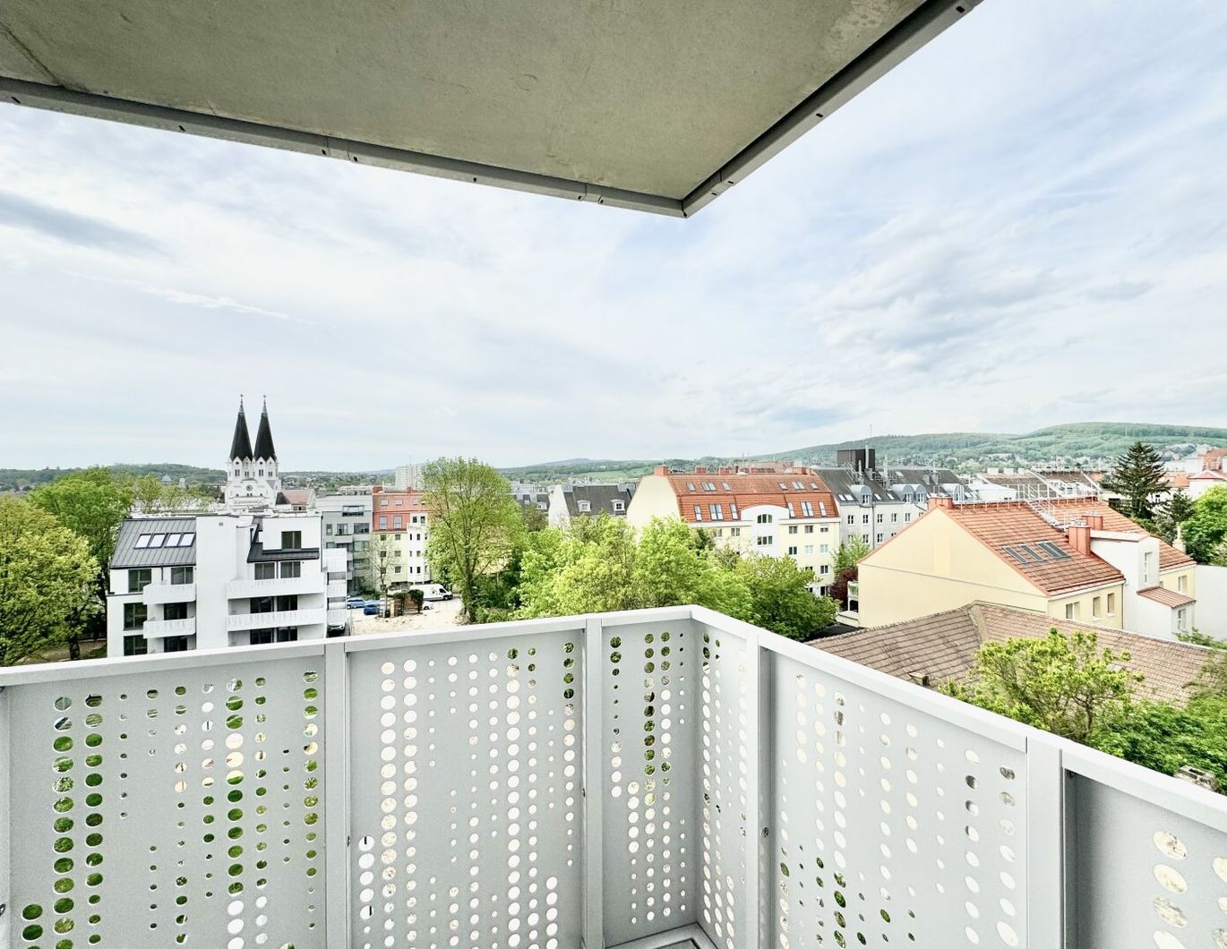 Exklusive Wohnung mit Weitblick und guter Bauqualität Nähe Casino Baumgarten