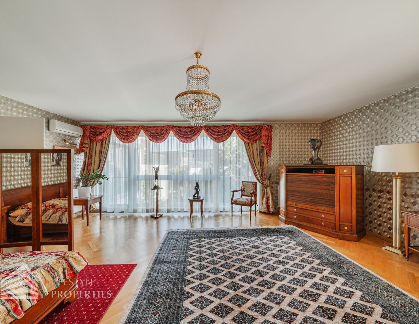 Atemberaubende Villa mit Blick über Wien in Bestlage, bei Neustift