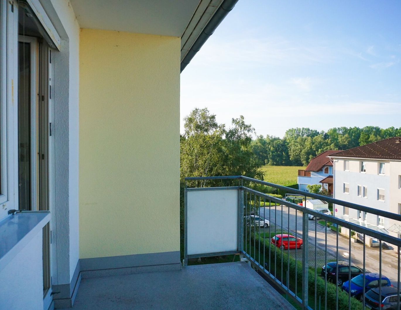 Ihr neues Zuhause: Helle 3-Zimmer-Wohnung mit Loggia in Langenstein! Nur 99.200 €!
