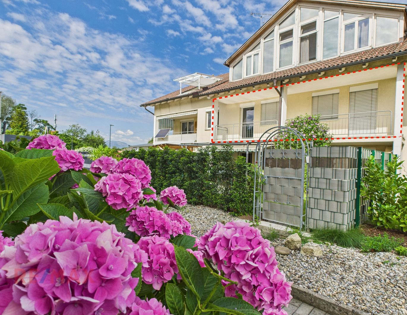 Sonne, Ruhe, Komfort: Helle 2-Zimmer-Wohnung mit großzügigem Balkon