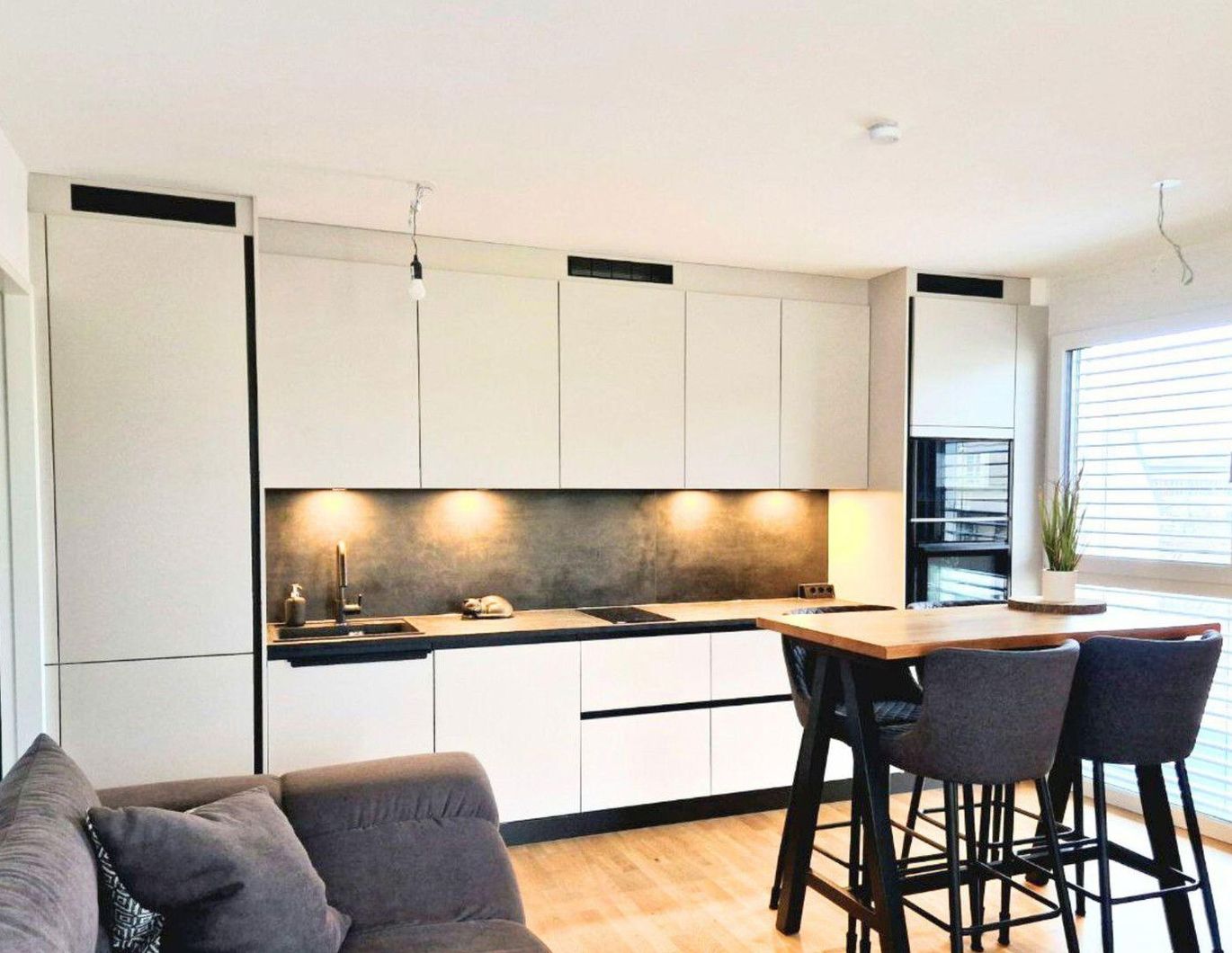 Privat & provisionsfrei: 2-Zimmer-Neubau nahe U4/U6 mit Küche und Garagenplatz