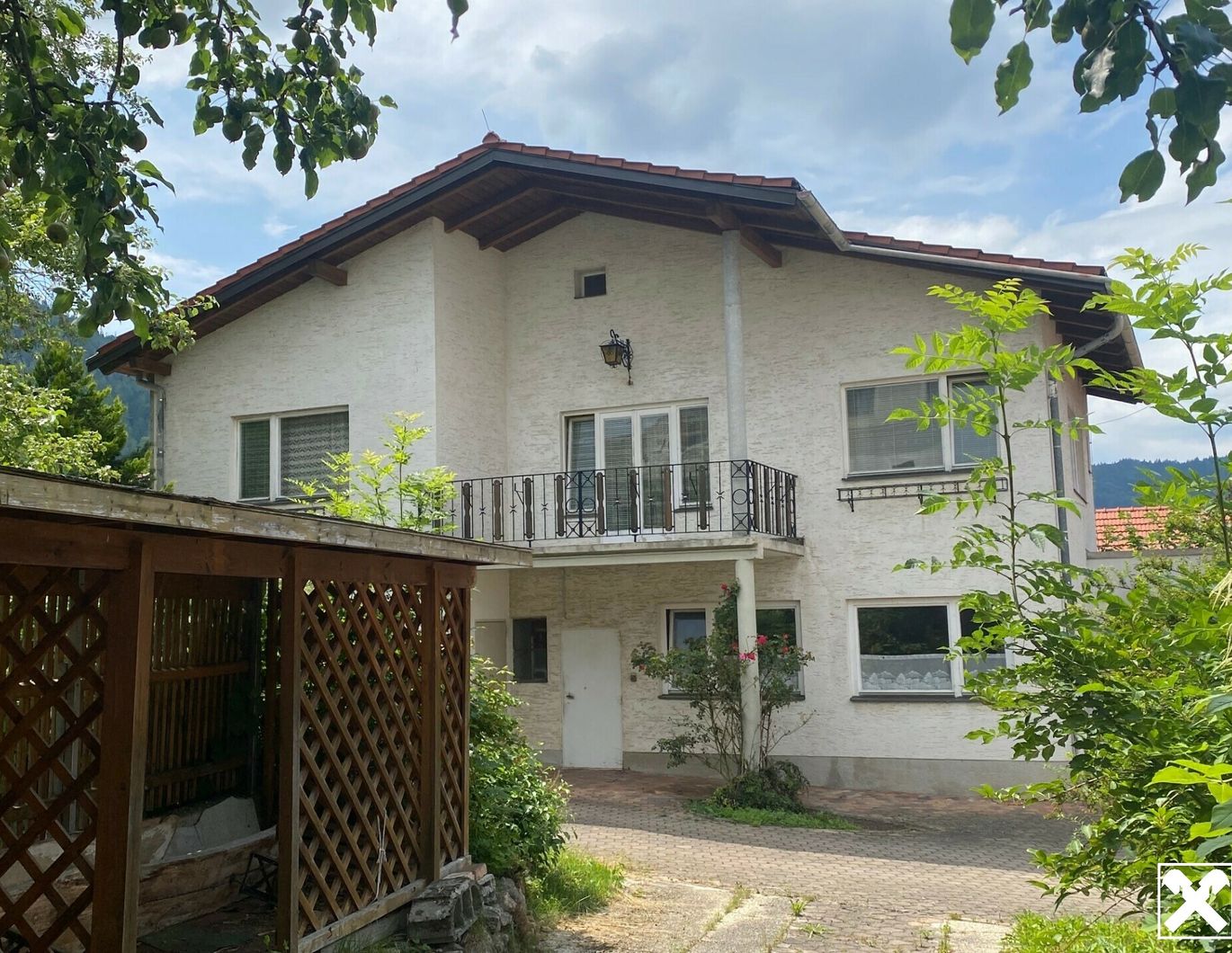 2 Häuser im Ortszentrum