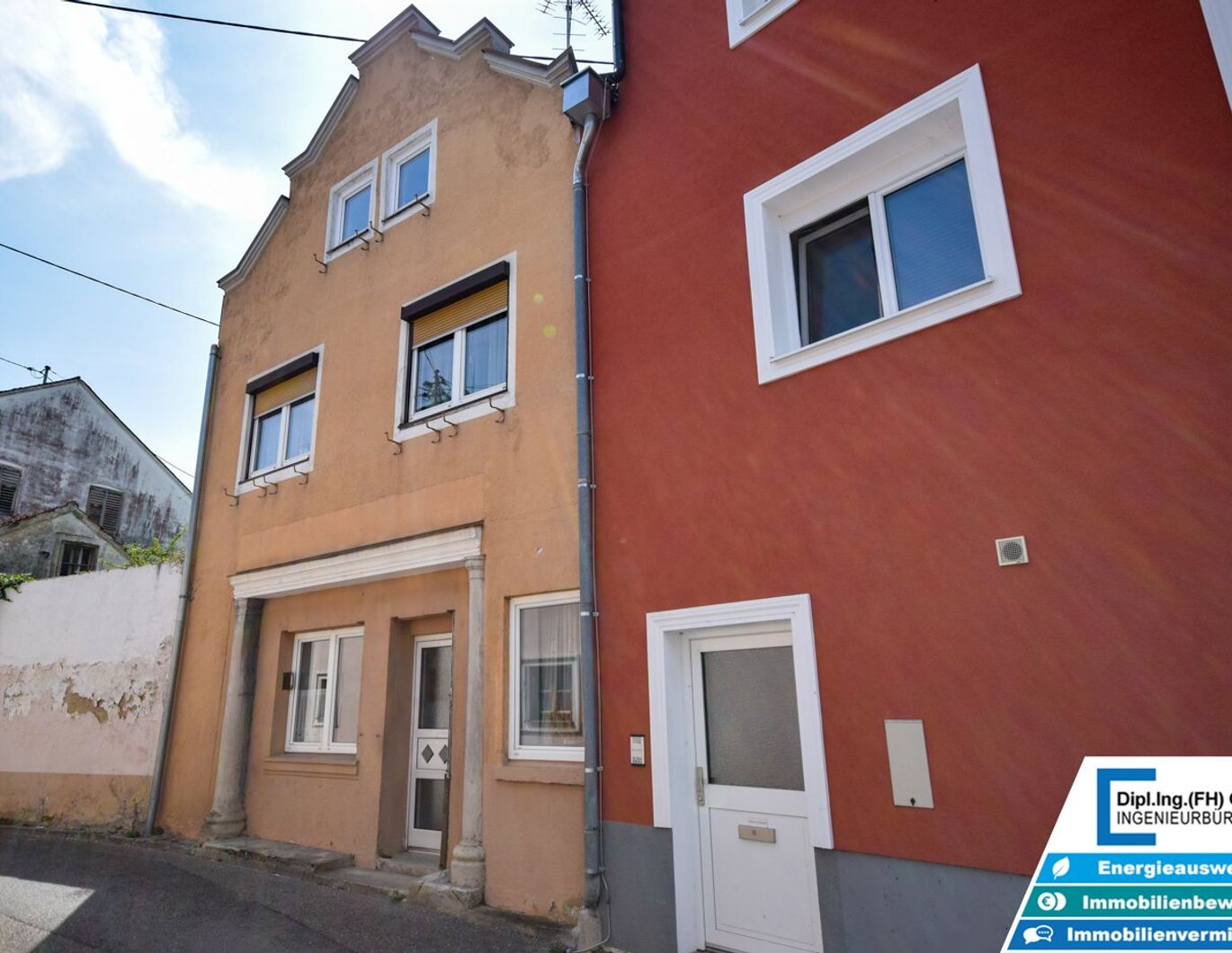 Großes Haus für kleinen Preis - Charmantes Stadthaus in Altheim: 8 Zimmer, teilsaniert, 2 Terrassen