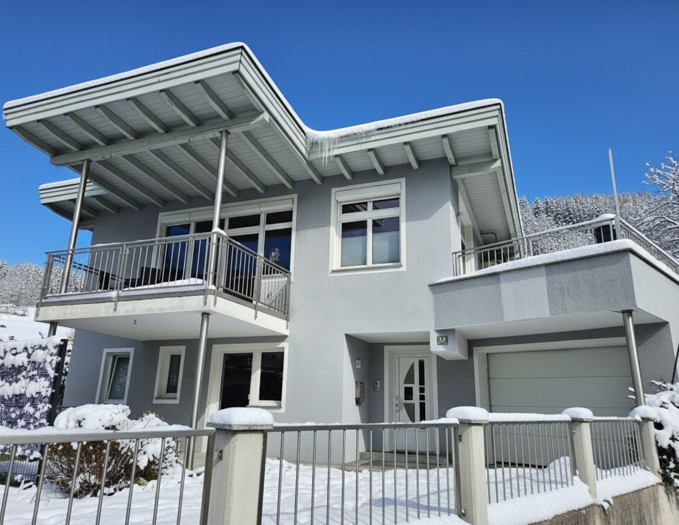 Leistbares Wohlfühlhaus in Aussichtslage