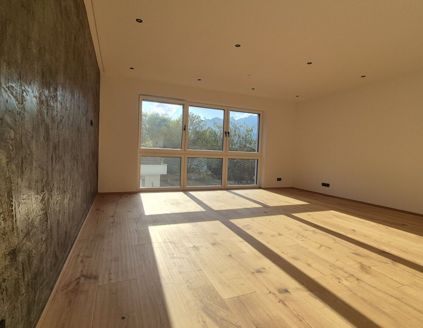 NEUBAU: 3-ZIMMERWOHNUNG WATTENS