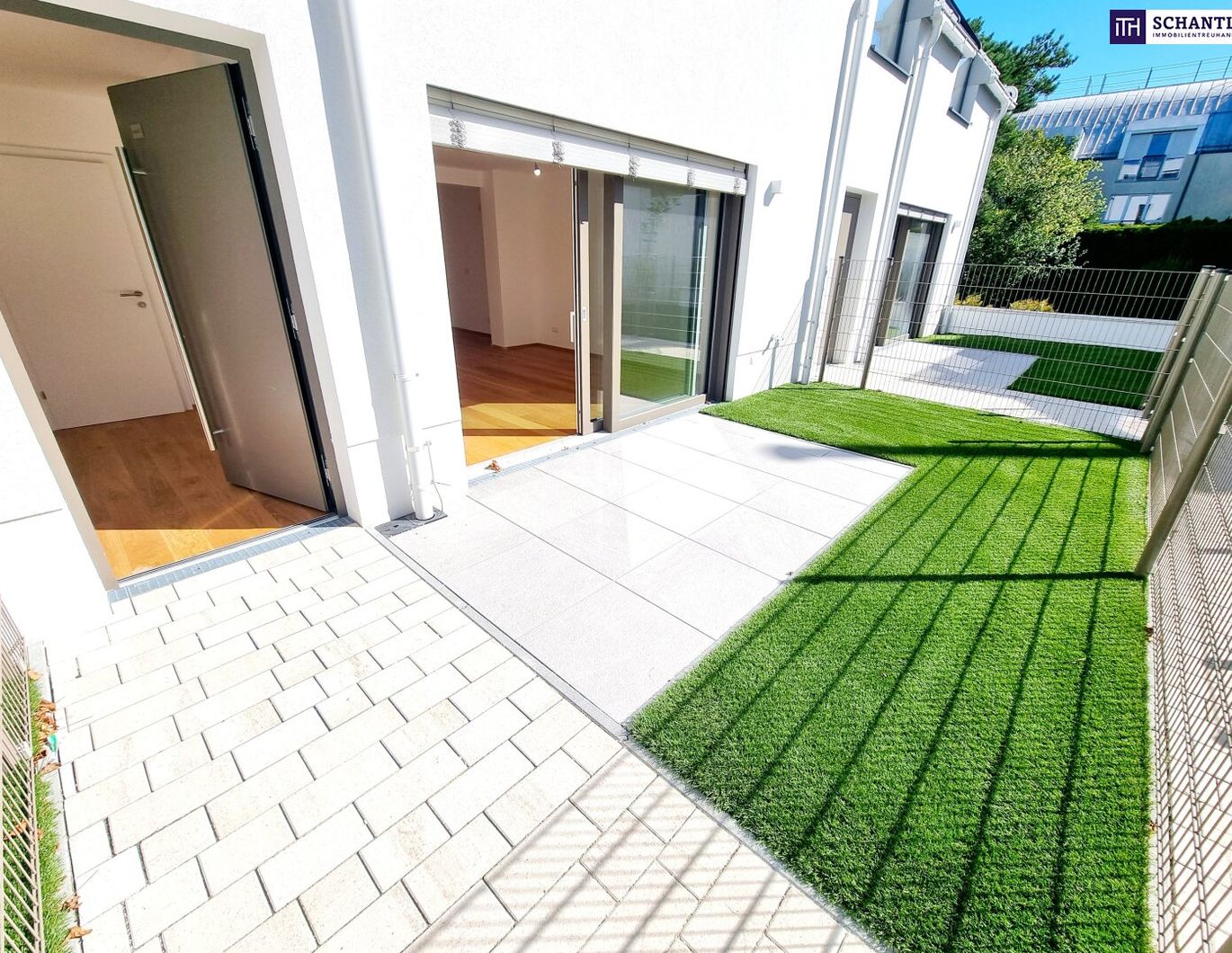 SUMMER SALE! Hausfeeling - Familien-Hit! Townhouse mit Garten + Erdwärme + Absolute Ruhelage + Tiefgarage + Ideale Süd Ausrichtung! Nachhaltig und zukunftssicher investiert!