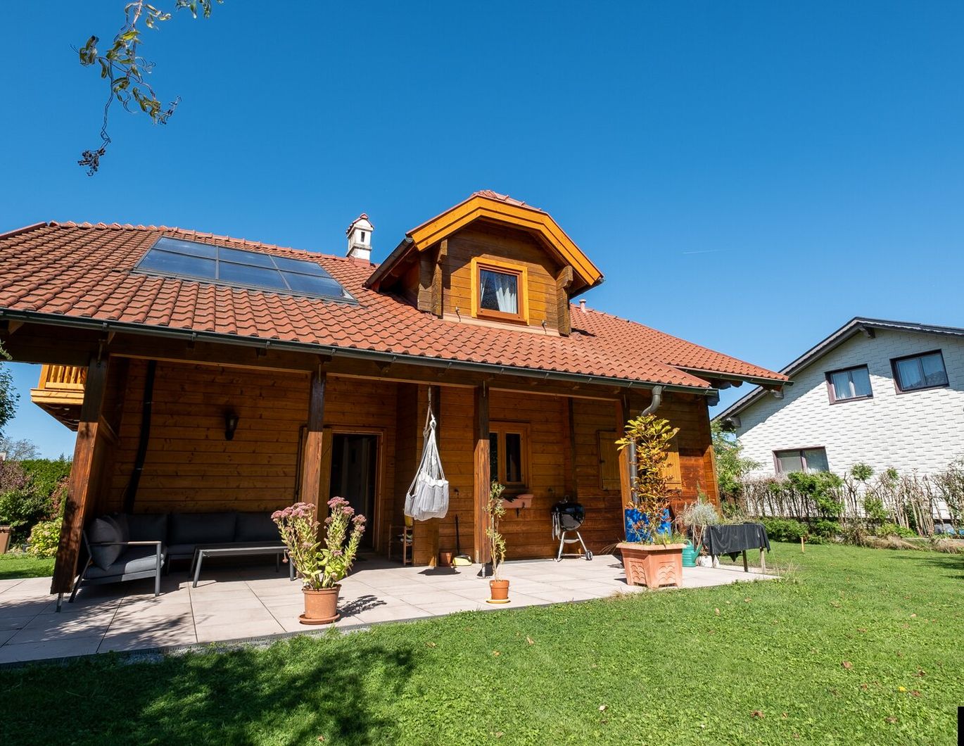 WEIßKIRCHEN: Gepflegtes Haus mit großem sonnigen Grund