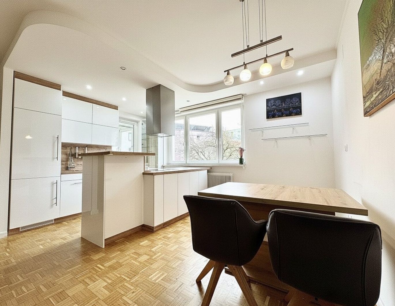 Waltendorf/Ragnitz! Helle und geräumige 3 Zimmerwohnung mit Westloggia am grünen Stadtrand!