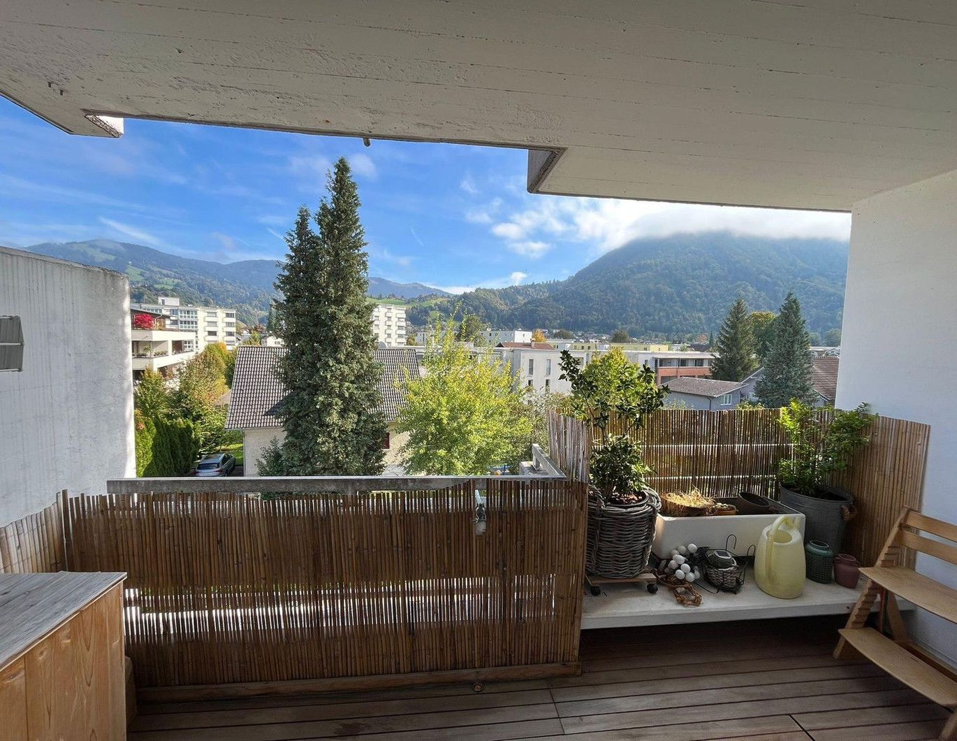 3 Zimmerwohnung mit Karrenblick