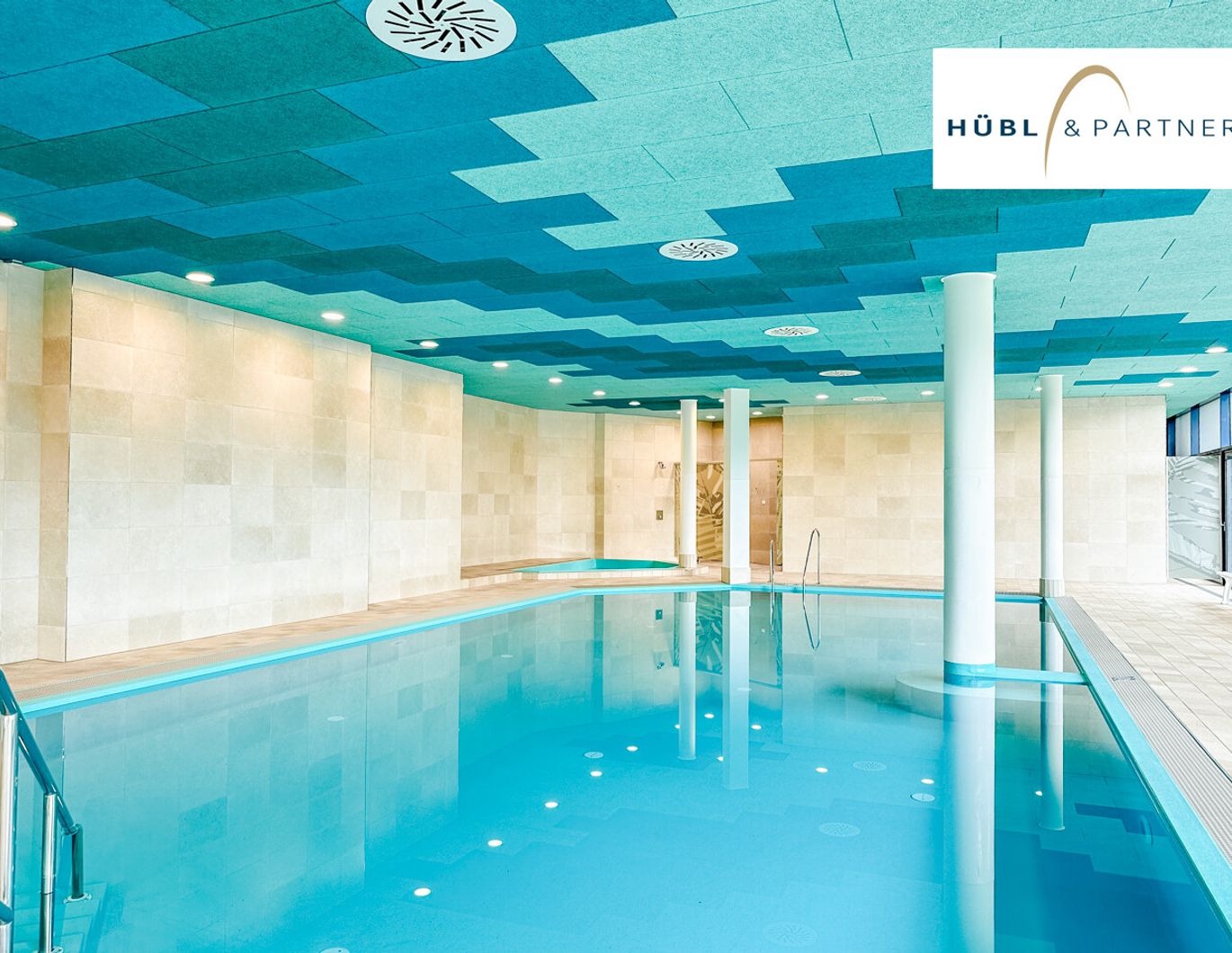 4-Zimmer Maisonette mit großer Terrasse | Pool, Sauna, Fitnessraum im Haus