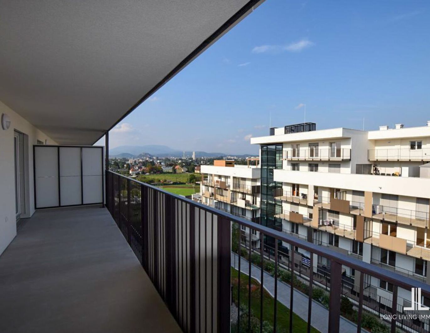 Moderne Penthouse-Wohnung mit großem Balkon und Tiefgaragenoption_90