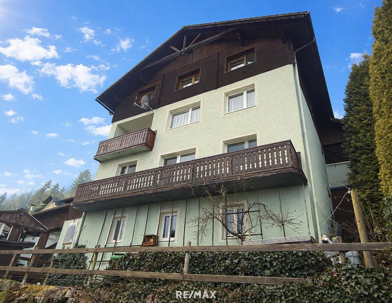 230 m² Wohnfläche | 922 m² Grundstück | PV-Anlage | 3 Balkone | Garage - Ihr neues Zuhause in Mürzzuschlag