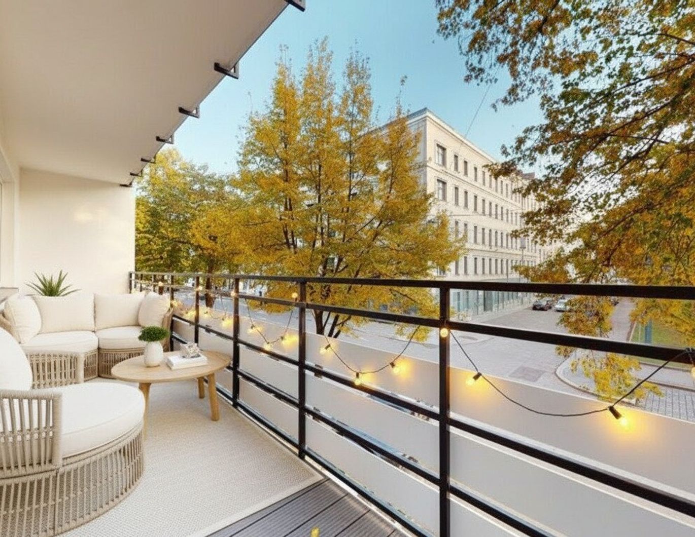 ERSTBEZUG nach Sanierung I Großzügige 2 Zimmer Wohnung mit Loggia I Tischler Einbauküche inkl. Siemensgeräte I Allerheiligenplatz I U-Bahn Nähe