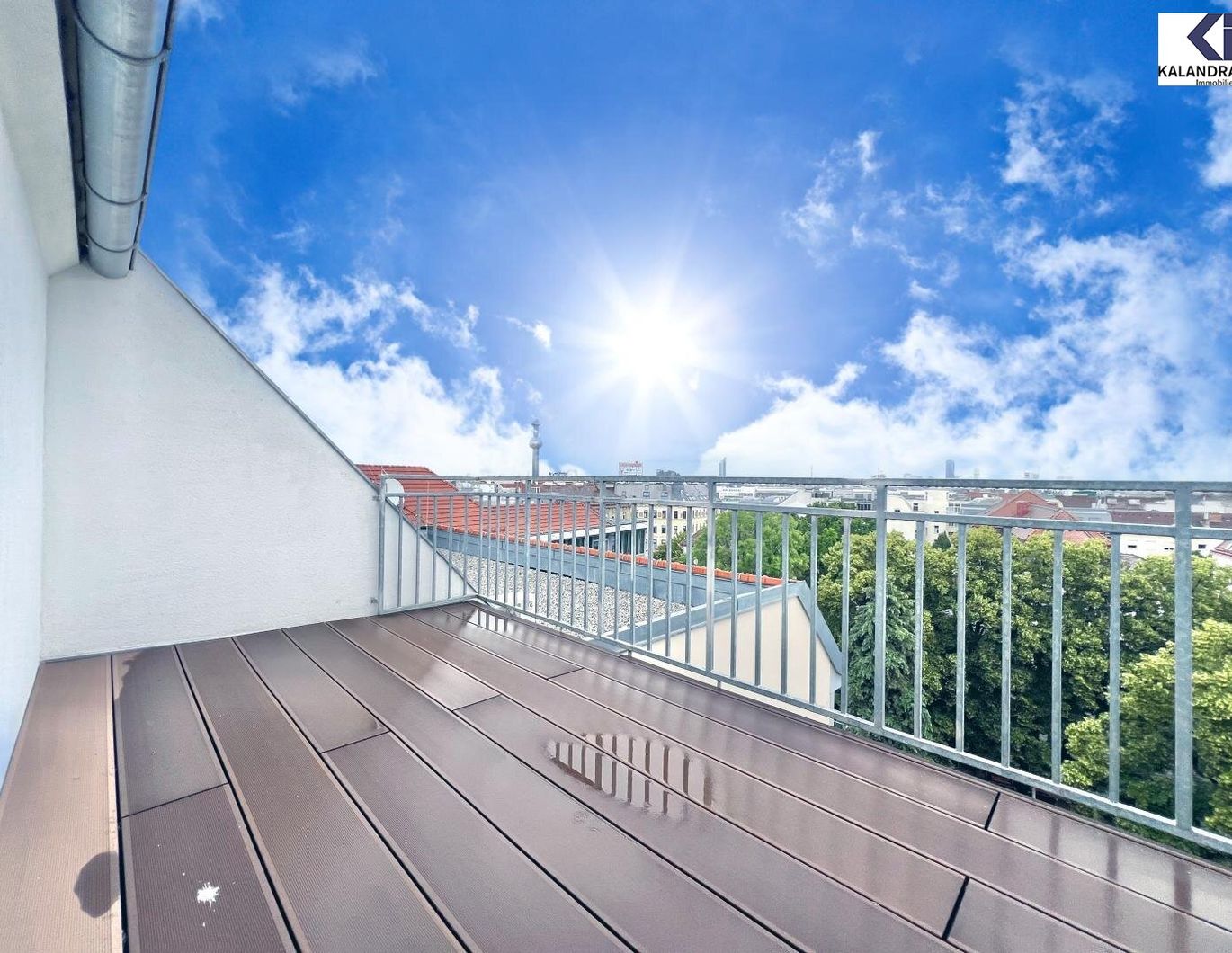 360° TOUR // DACHGESCHOßWOHNUNG mit TERRASSE