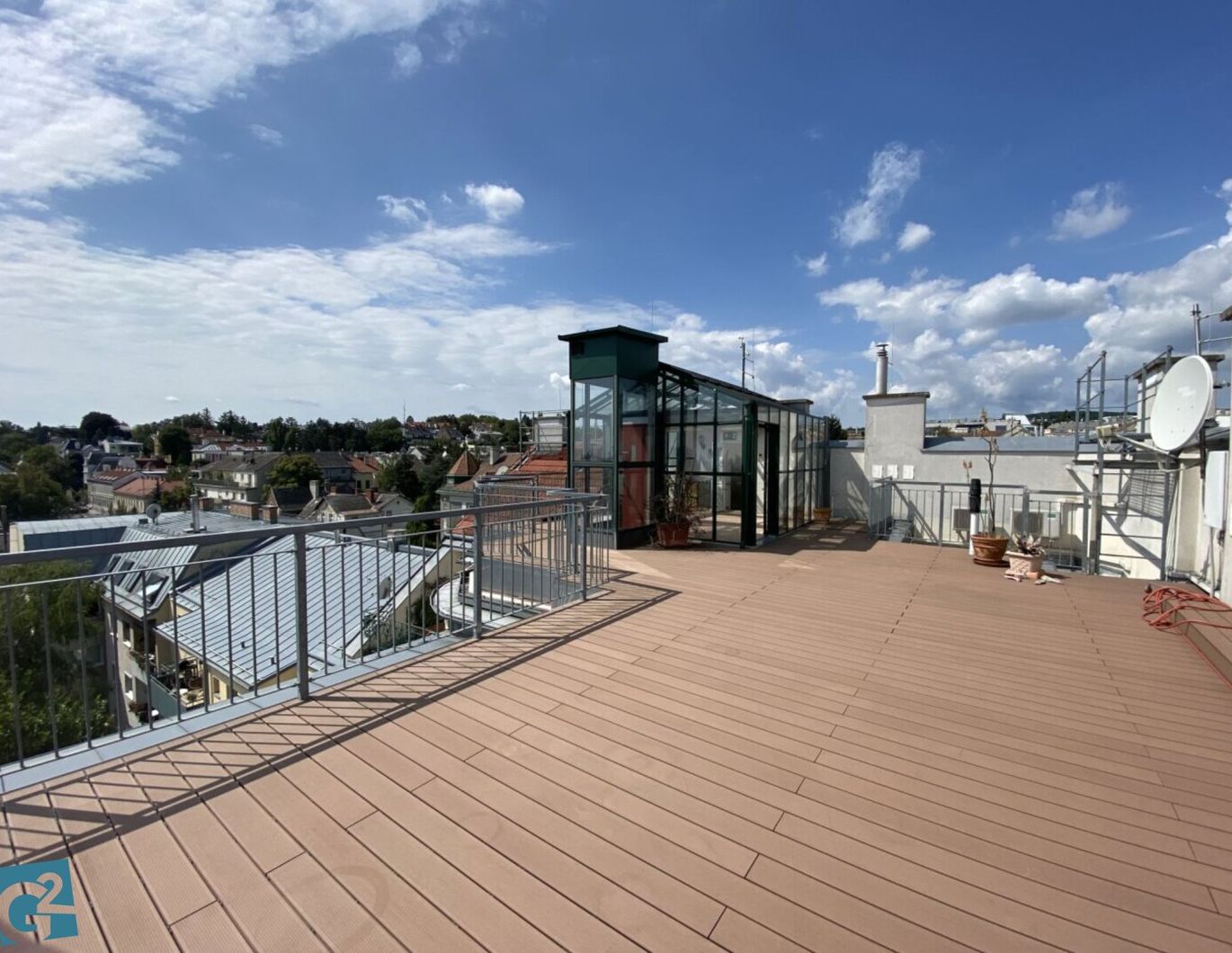 Exklusive Dachgeschoßwohnung mit großer Dachterrasse und einzigartigem Blick über Wien - Nähe Cottage / Gersthofer Platzl