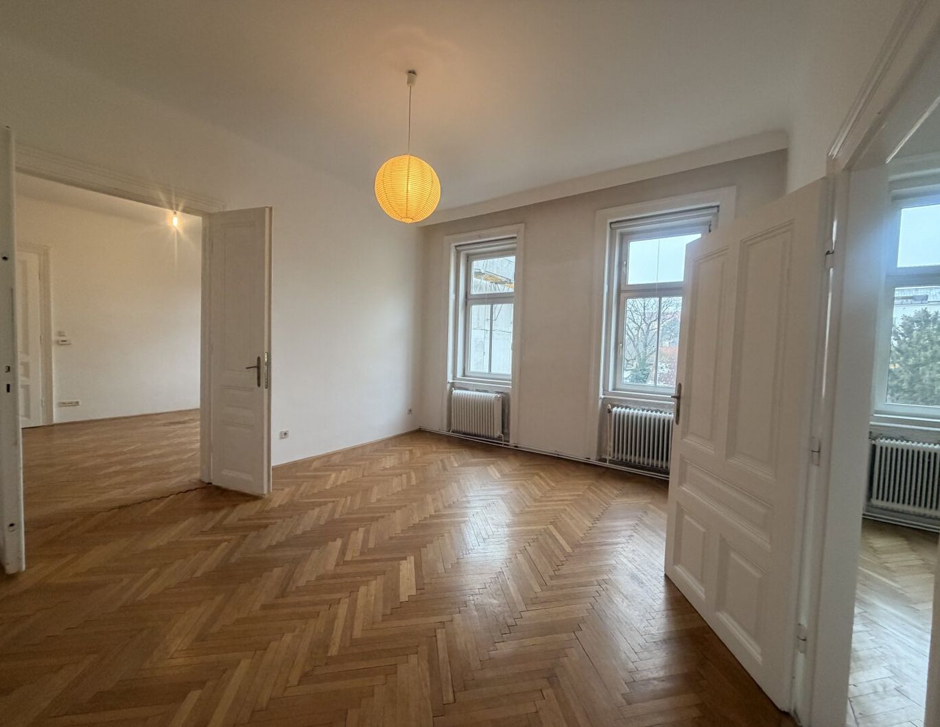 U3 Hütteldorfer Straße - 3 Zimmer Altbau im 2. Liftstock