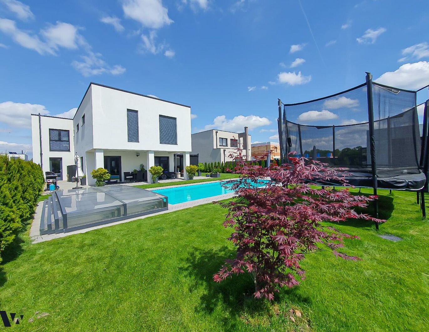 ARCHITEKTENHAUS MIT SALZWASSERPOOL NAHE DEM NEUSIEDLER SEE