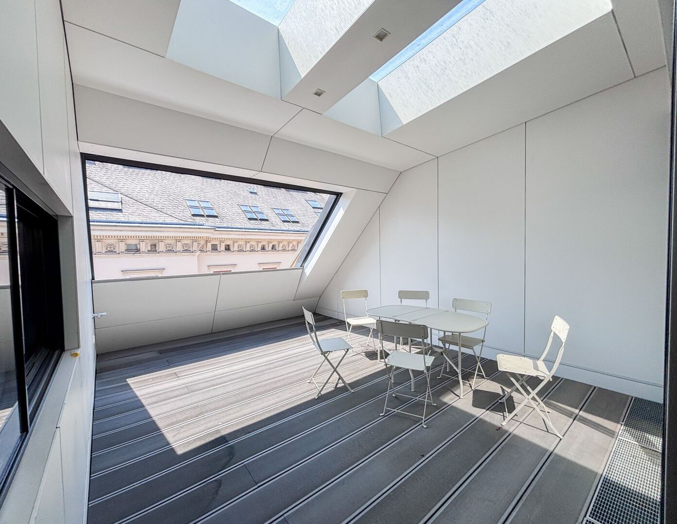 möbliertes Penthouse in Bestlage