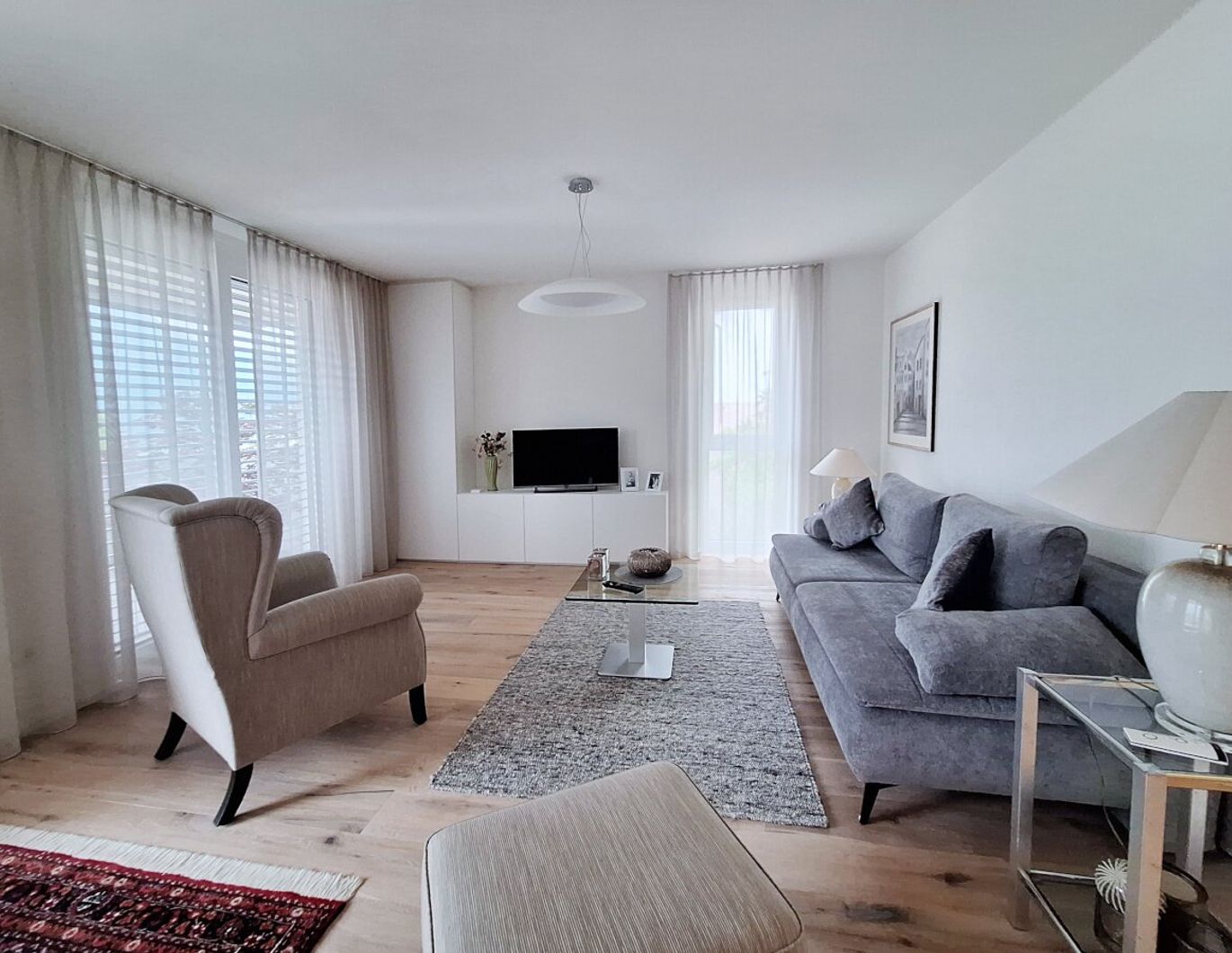Design Wohntraum mit großer Terrasse