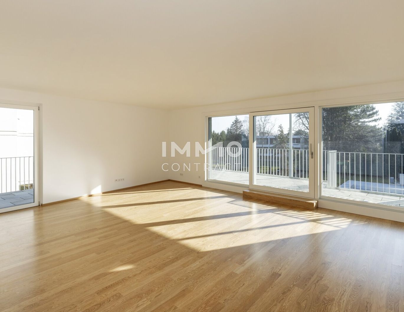 Luxuriöse DG Wohnung ohne Dachschrägen und 3 Terrassen! Grüne Ruhelage in den Weinbergen!