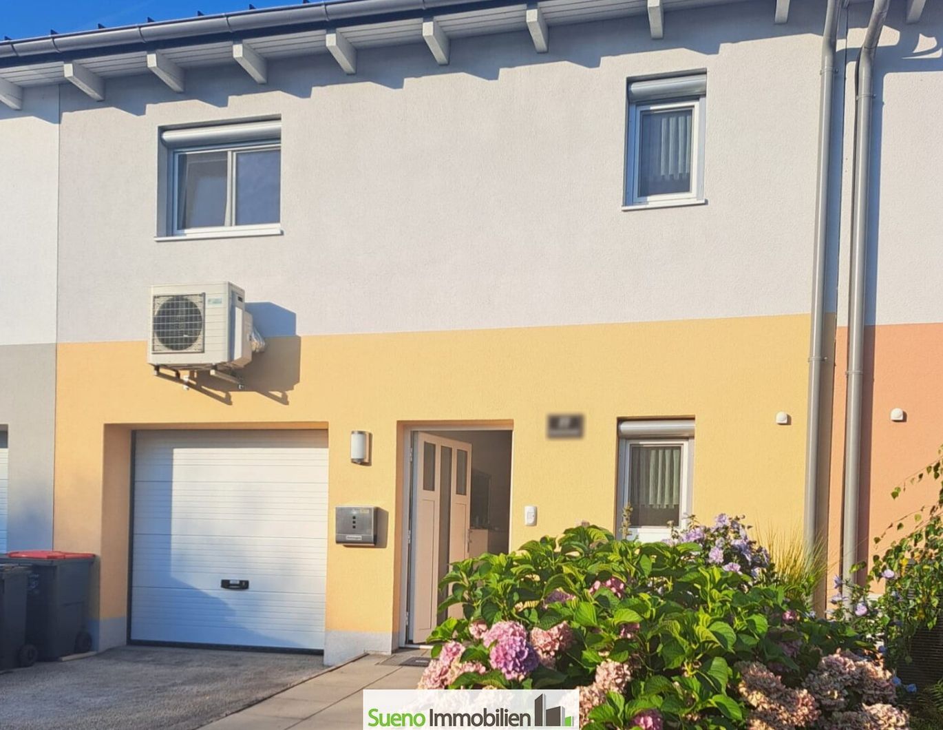 TOP gepflegtes Reihenhaus mit Keller+Garage+KlimaAnlage