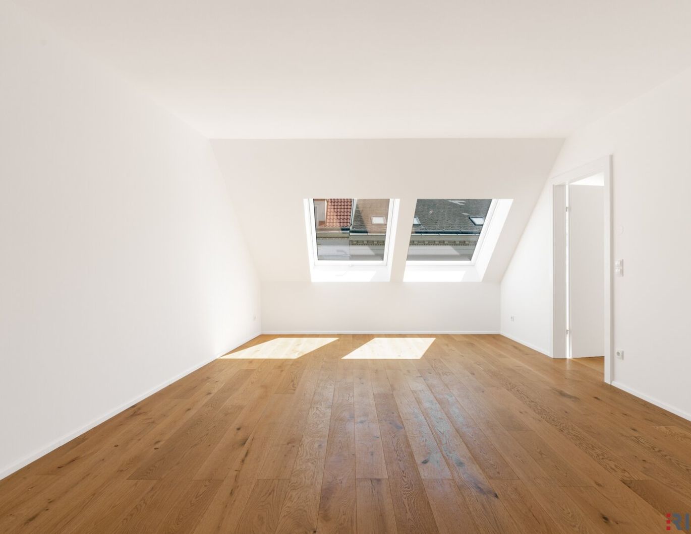 2 ZIMMER NEUBAUWOHNUNG IM 1. DACHGESCHOSS MIT CA. 20 m² DACHTERRASSE II ERSTBEZUG II NÄHE SIEBENBRUNNENPLATZ II