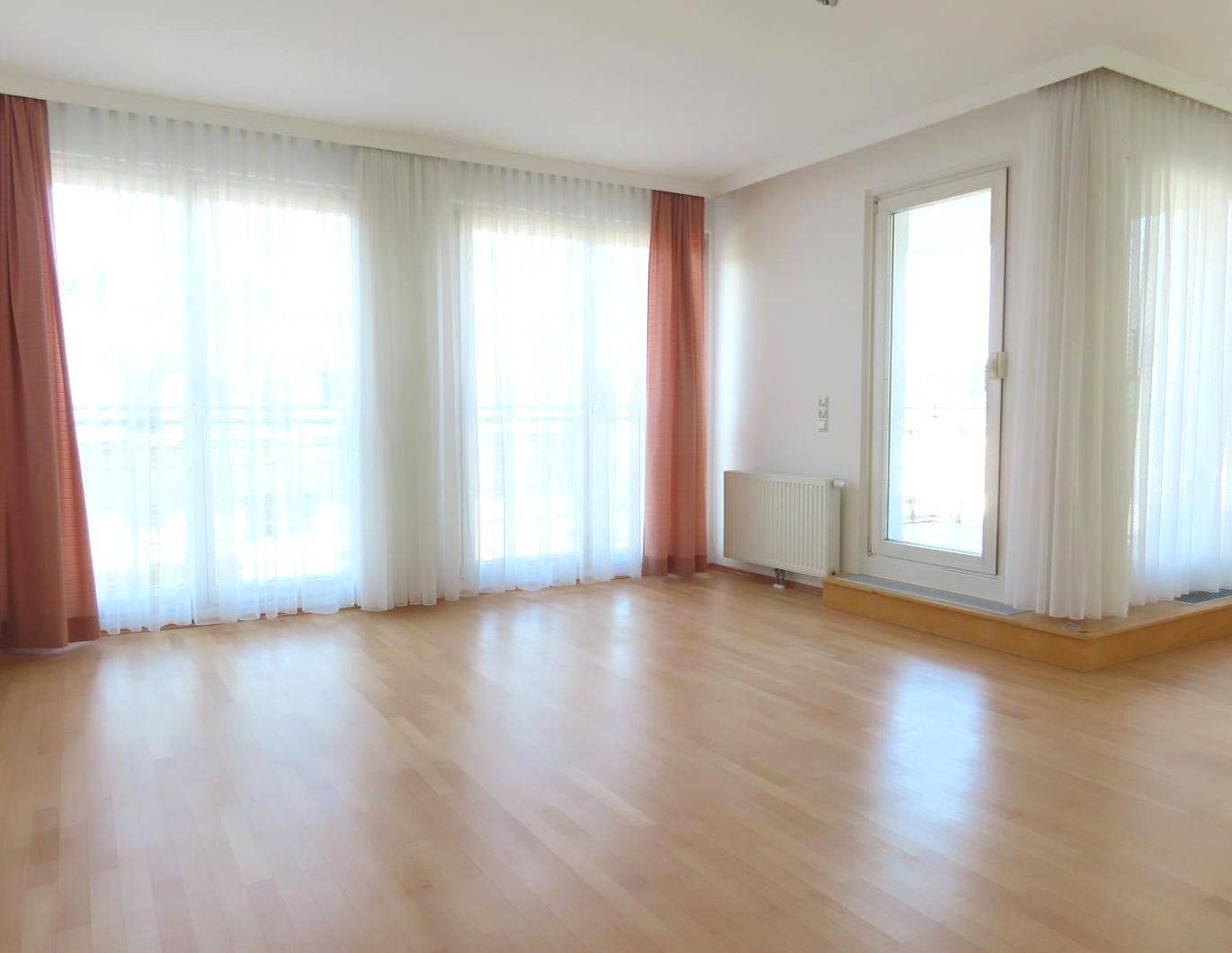 Wie am Land und doch in der Stadt - Herrliches Wohnen in traumhafter Lage - Sehr schicke Terrassenwohnung im grünen Hietzing