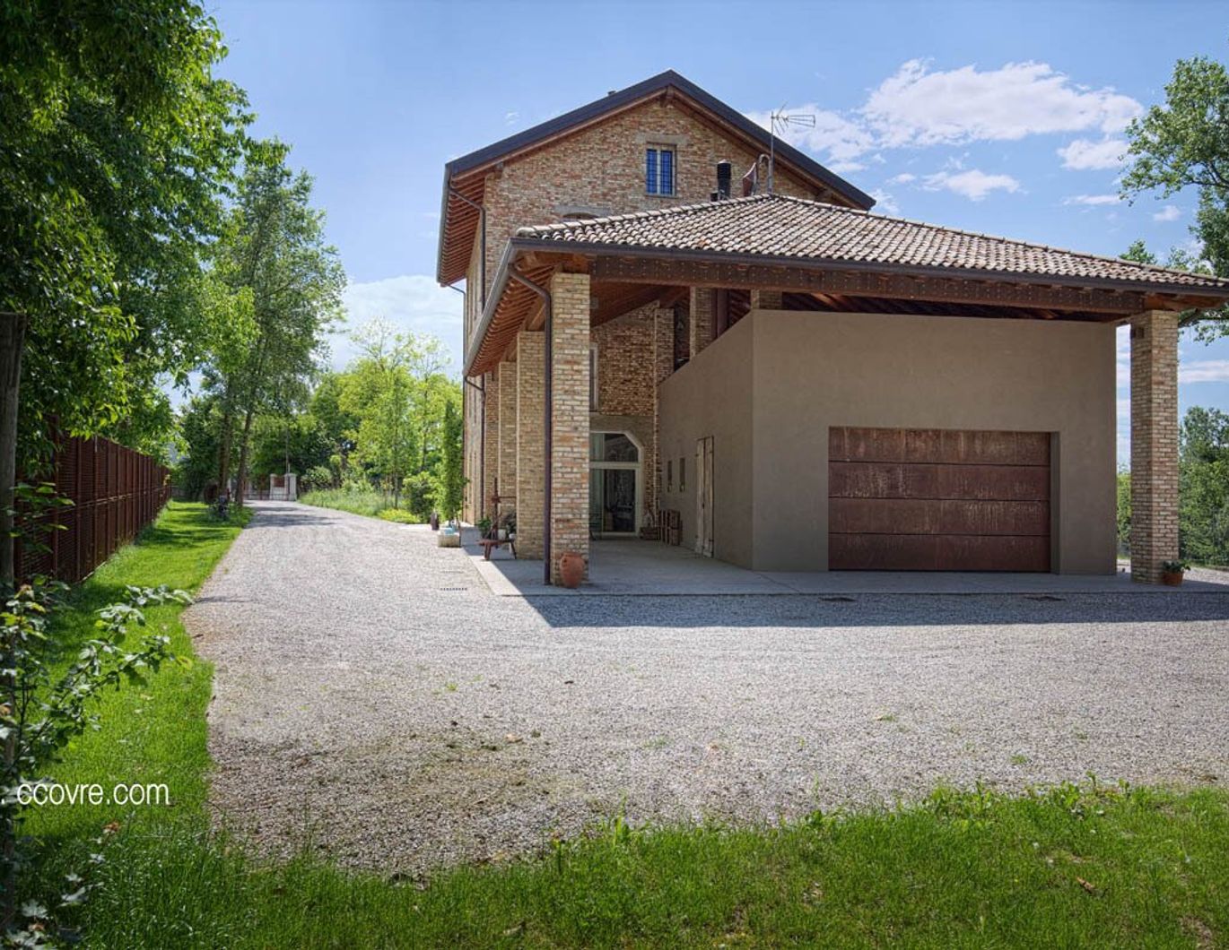 Historische Mühle mit modernem Charme und vielfältigem Nutzungspotential in Italien
