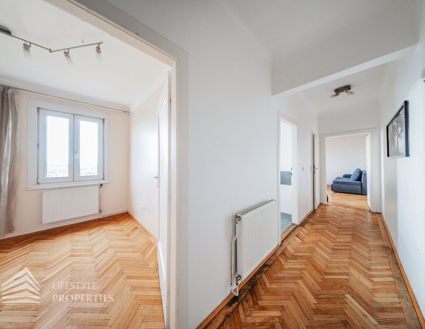 Helle 2-Zimmer Wohnung, Nähe Meiselmarkt