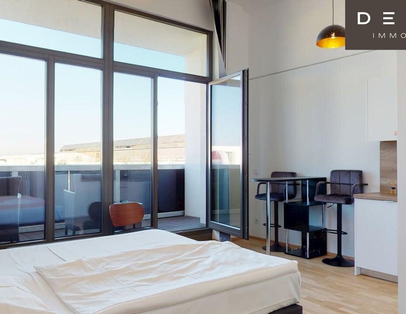 ANLEGERWOHNUNG - GARCONNIERE MIT LOGGIA - WIENER NEUSTADT