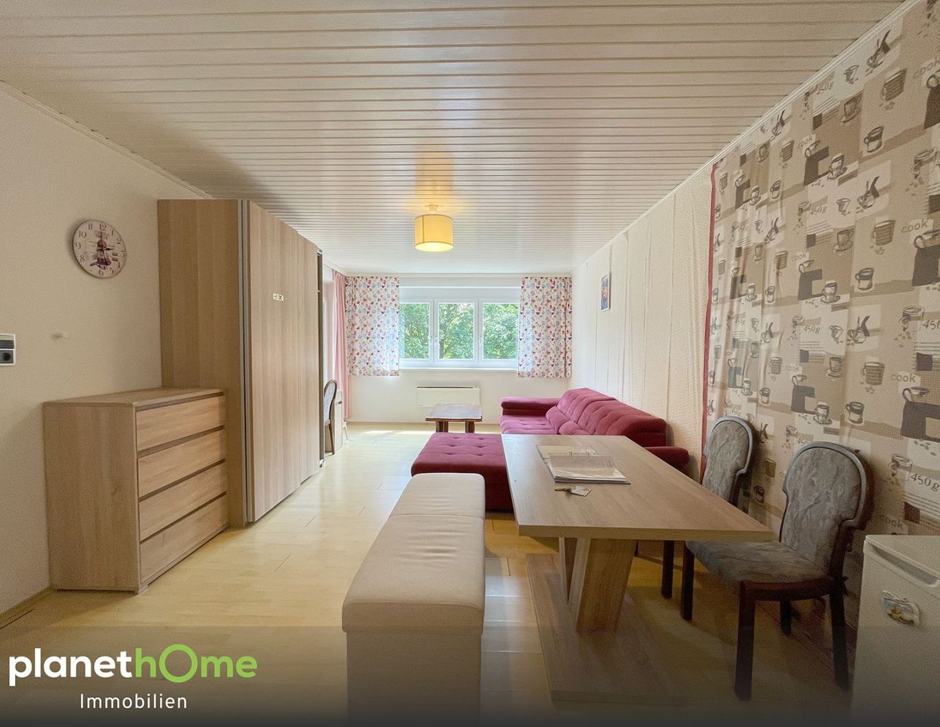 Charmante 2-Zimmer-Wohnung mit Loggia und Parkblick! KFZ Stellplatz inklusive!