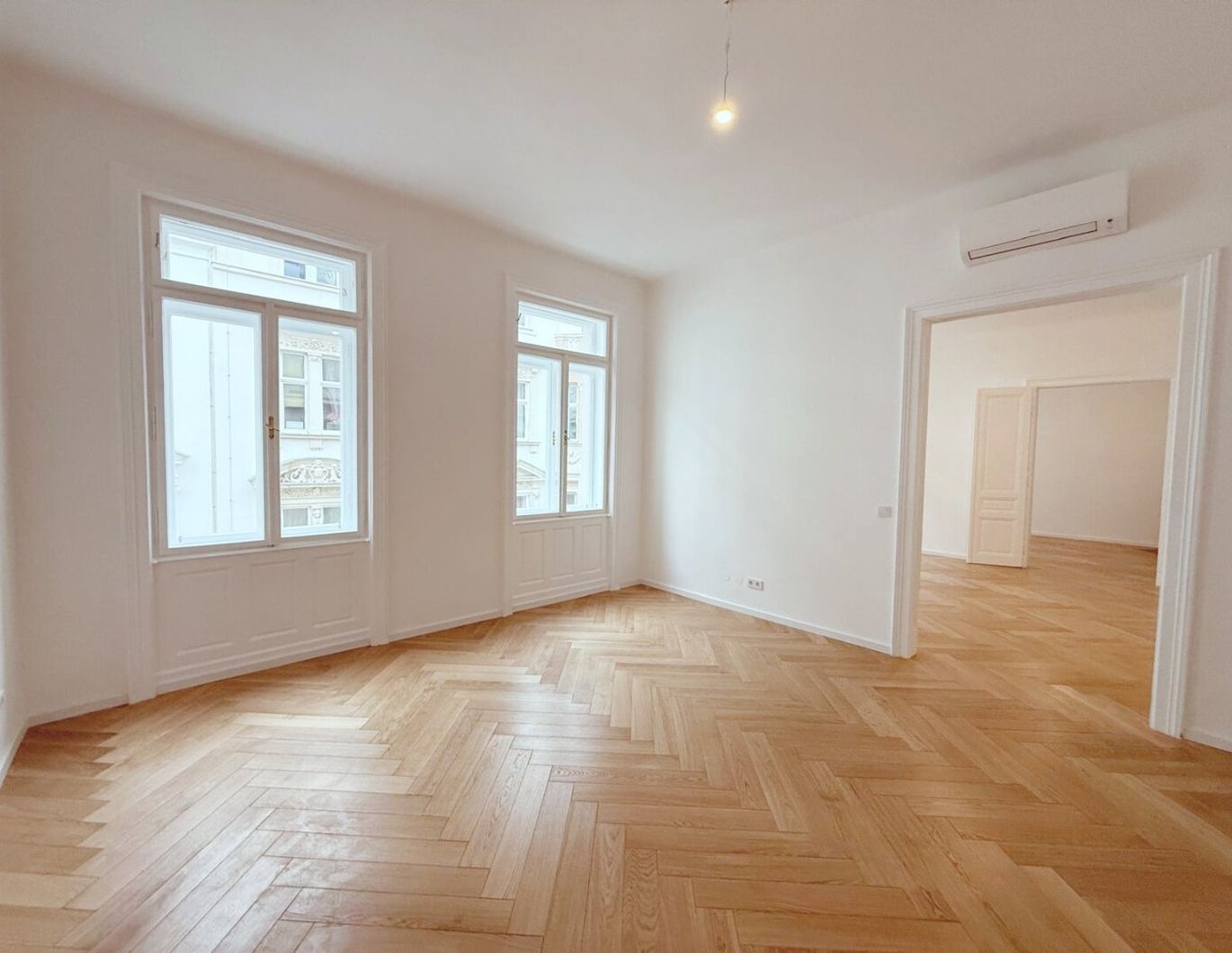 Urbanes Wohnen mit Stil - moderne 4-Zimmer-Altbauwohnung im 4. Bezirk