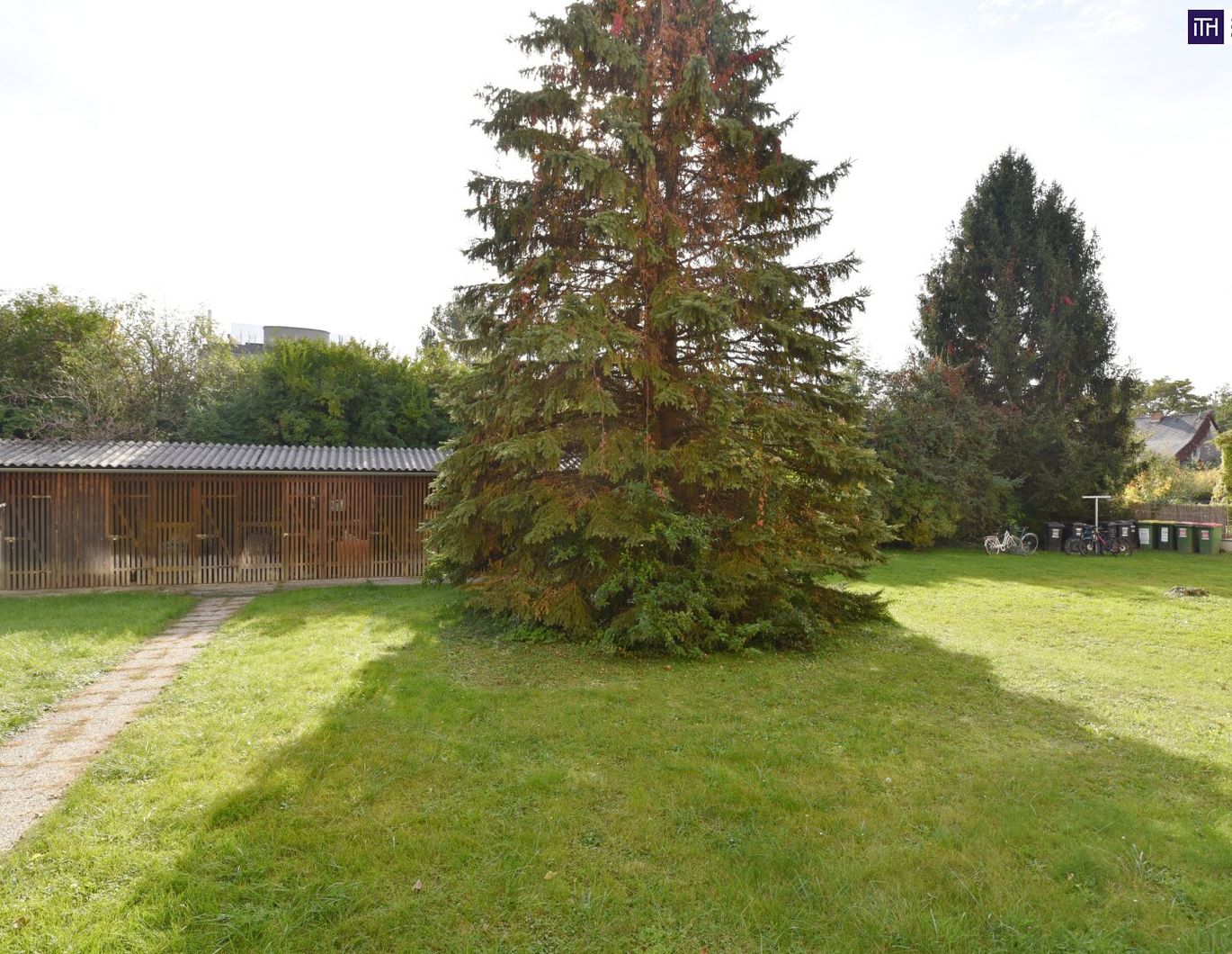 Attraktive RUHELAGE in absoluter STADTNÄHE am MURRADWEG! WG geeignet! Ab sofort verfügbar!