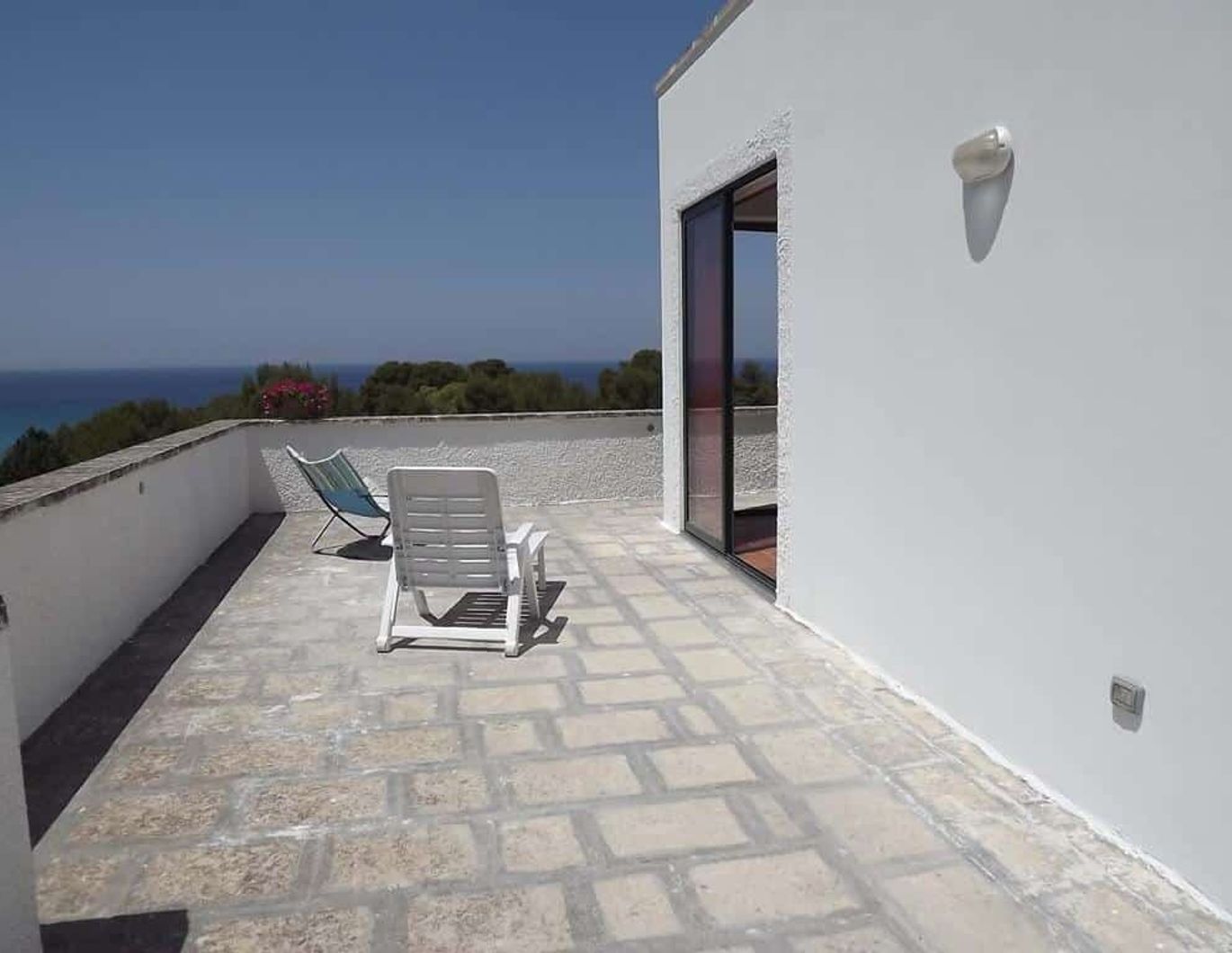 3 APPARTMENTS MIT MEERBLICK IN LIDO CONCHIGLIE (Lecce)