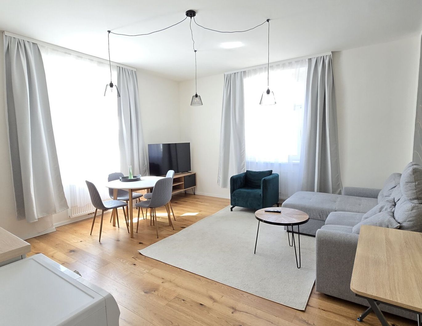 Neusanierte zwei Zimmerwohnung