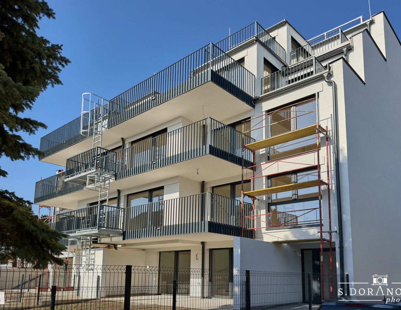 NEU! Photovoltaikanlage • Bezugsfertig • 19 Eigentumswohnungen • Schlüsselfertig • Urban + Natur • 1220 Wien • Balkon / Terrasse / Loggia / Garten • 2-4 Zimmer •