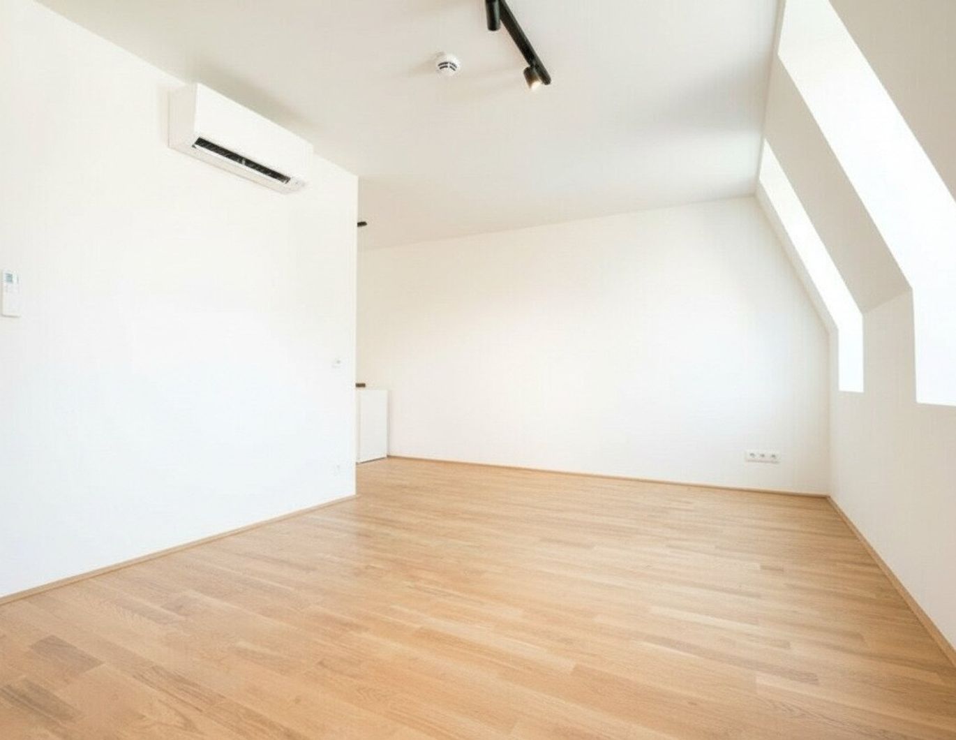 sonnige DG-Wohnung mit optionalem Balkon