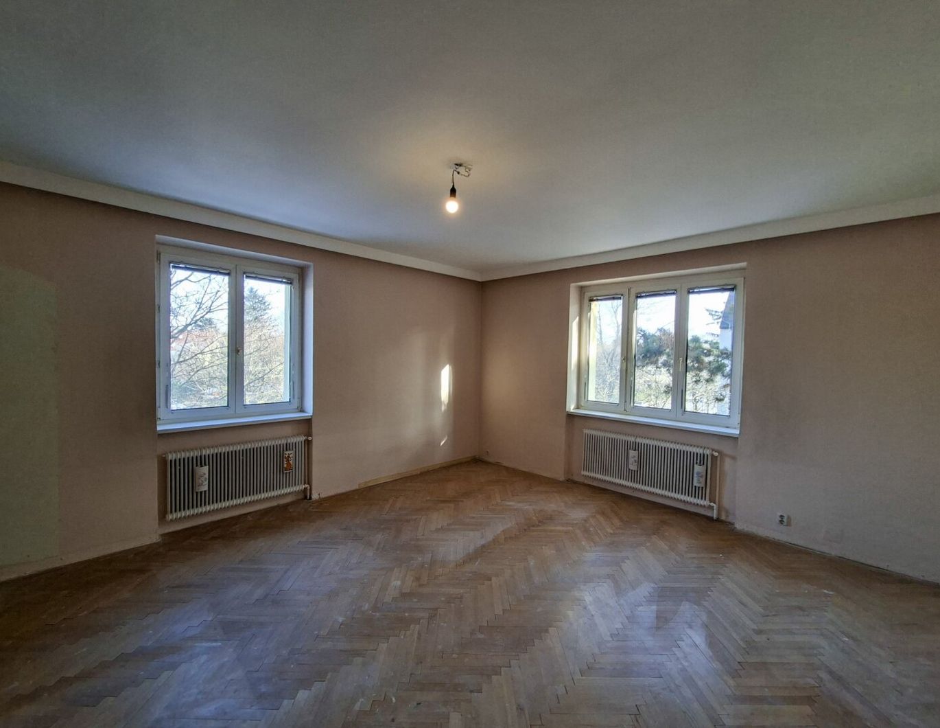 PROVISIONSFREI VOM EIGENTÜMER! GUT AUFGETEILTE SCHÖNE 3-ZIMMER-WOHNUNG!