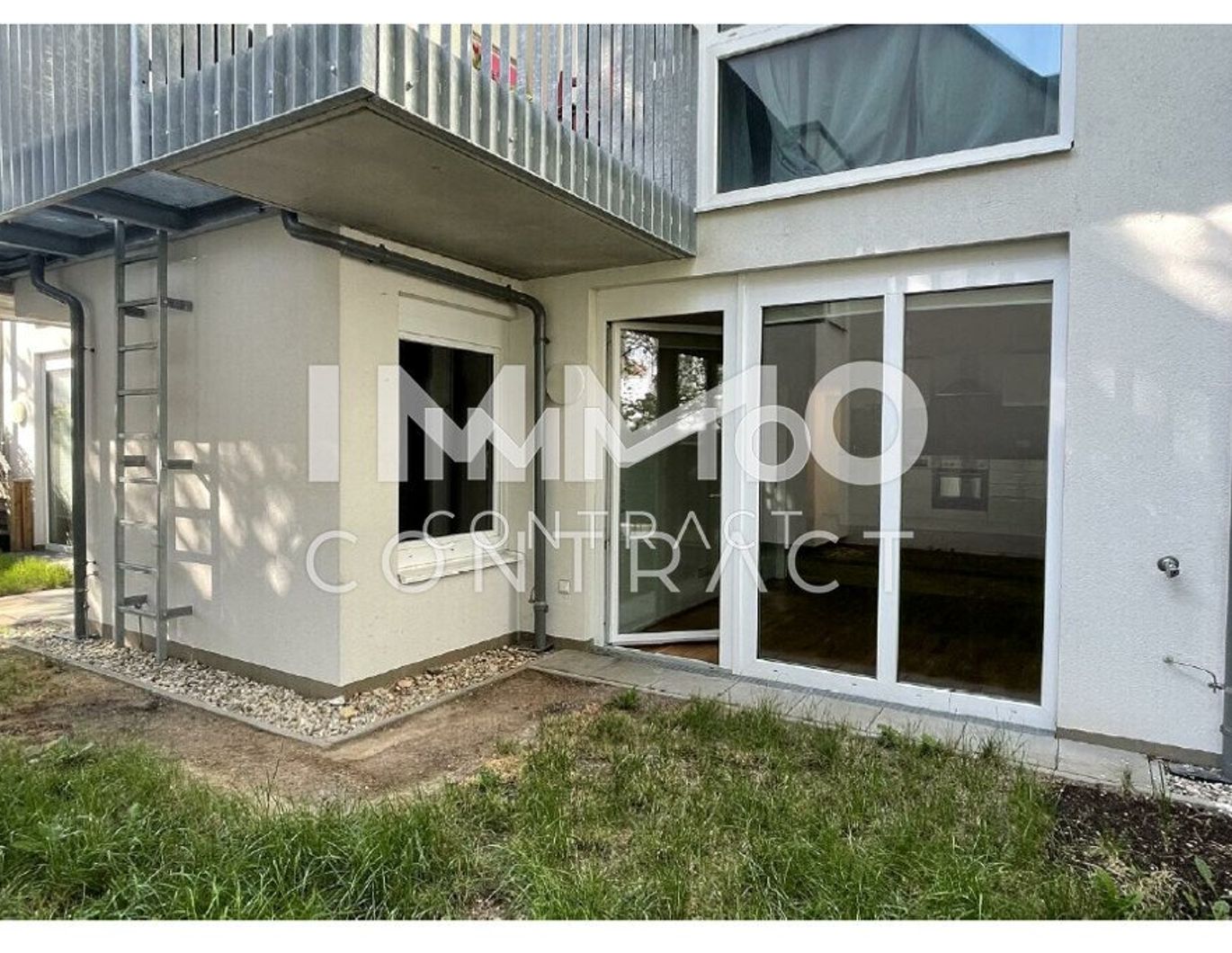 Ruhige 2 Zimmer mit Eigengarten in top Lage!