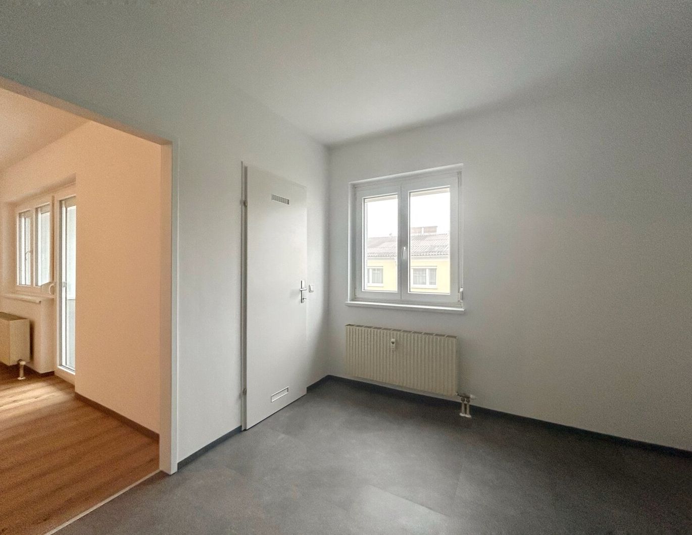 NEUSTART 2026 - 3 ZIMMER WOHNUNG IN WARTBERG MIT BALKON UND PARKPLATZ