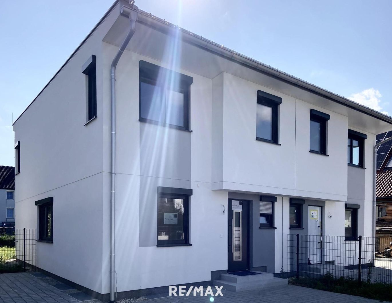 Luxuriöse Doppelhaushälfte in Langenzersdorf | Erstbezug