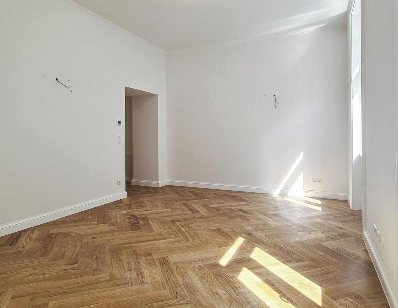 Hochwertig sanierte 1-Zimmer-Altbauwohnung im Stuwerviertel