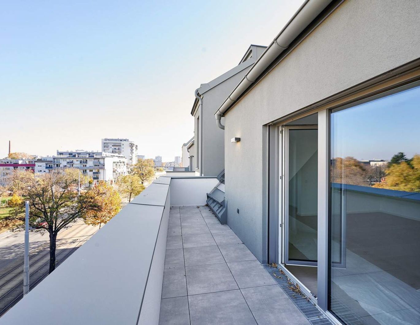 Grün. Sonnig. Zuhause! - 3-Zimmer-Traum mit Terrasse nahe der Donau!  - ERSTBEZUG!