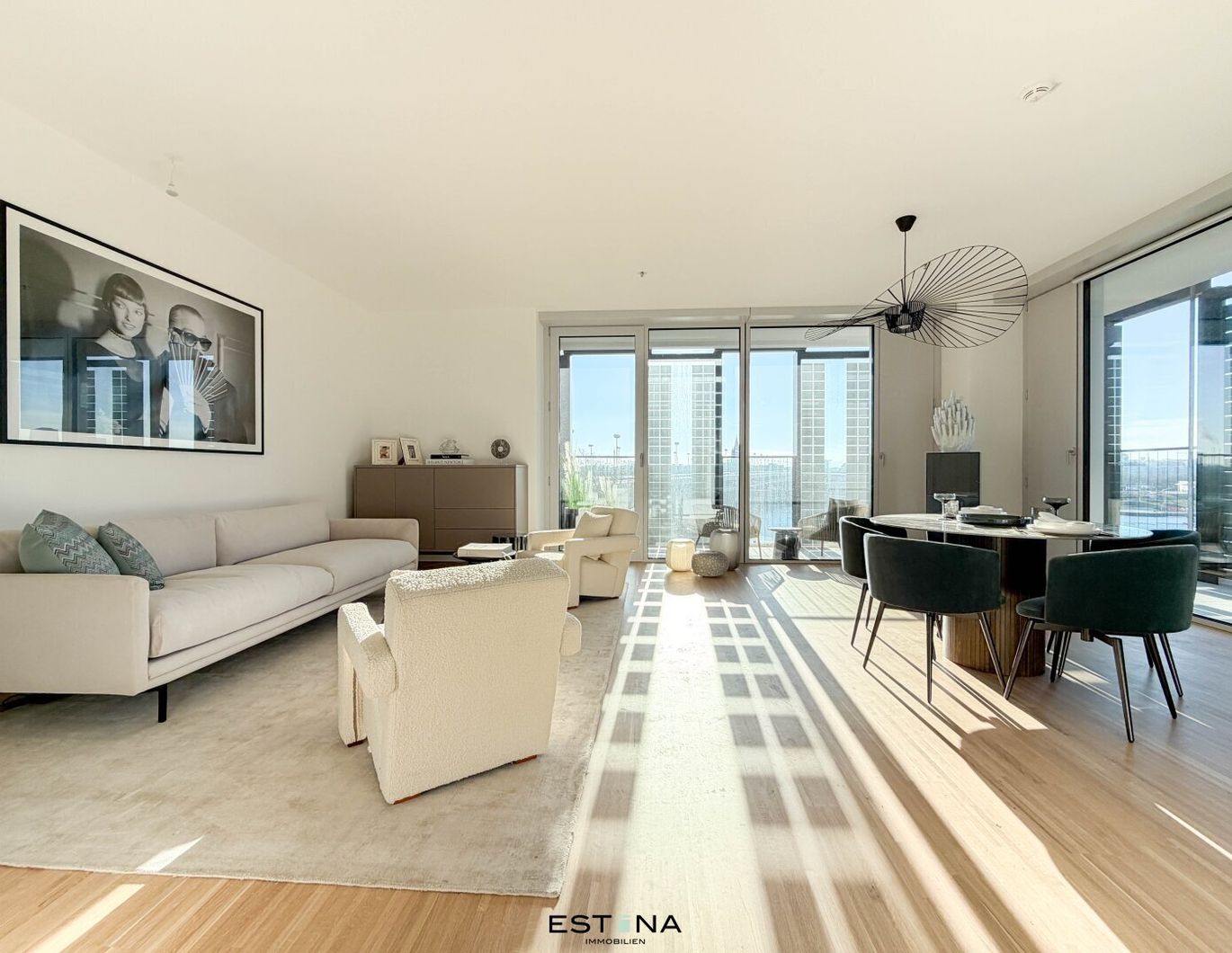 DC2 - Stilvolle Residenz direkt an der Donau mit weitreichendem Panoramablick