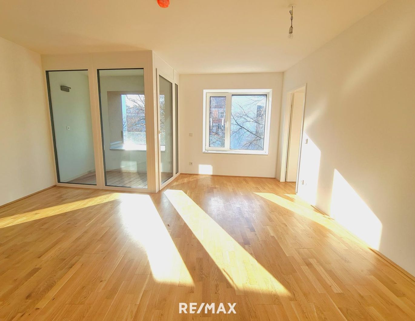 2-Zimmer-Wohnung mit Loggia im 3. Stock